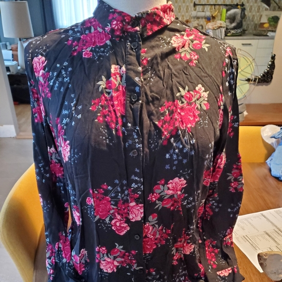 Flower Button-Down - Picture 1 of 3